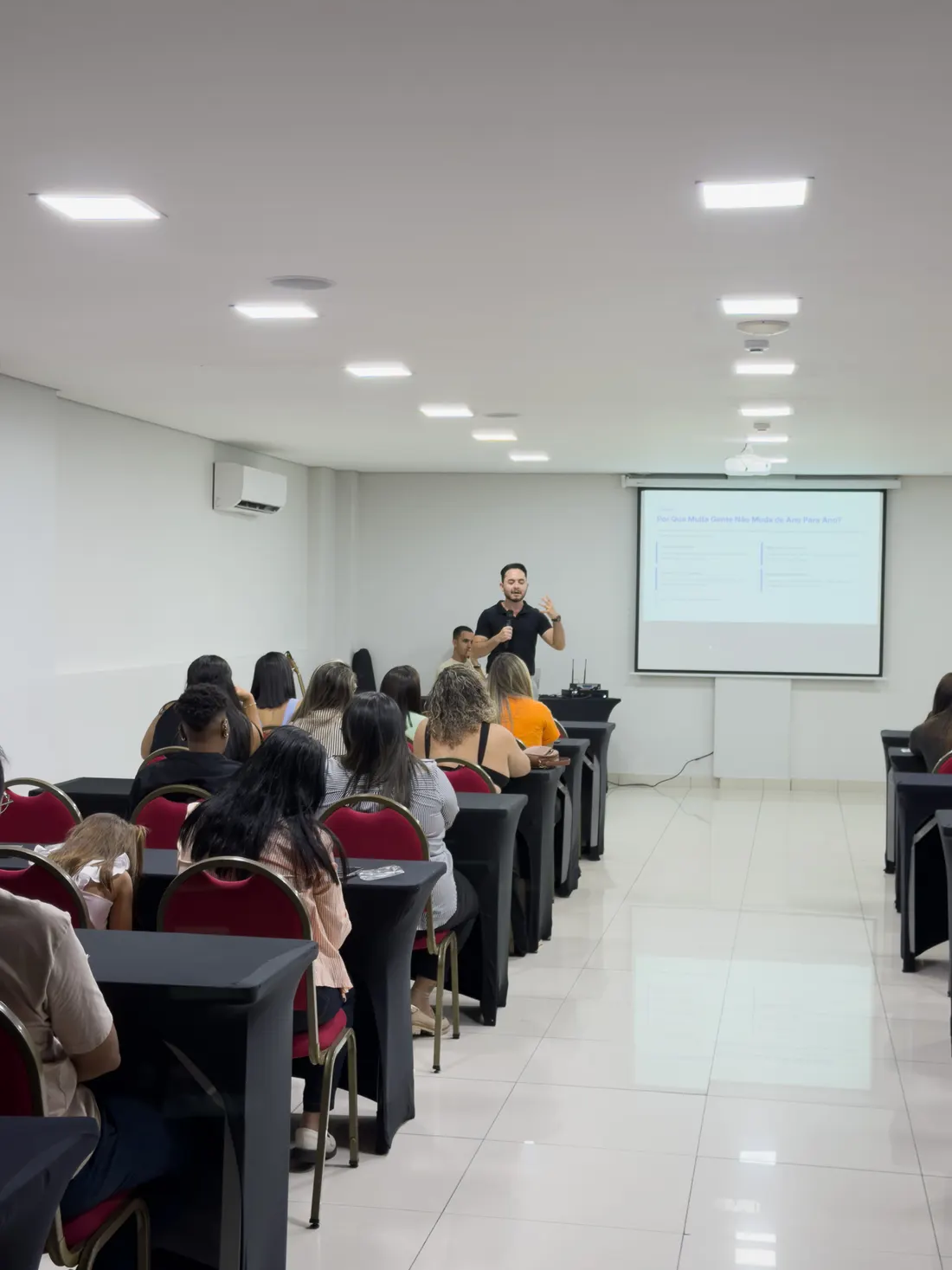 Encontro da Universidade Be Rare